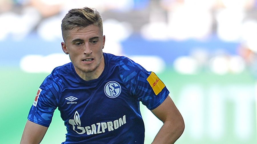 Jonjoe Kenny in action for Schalke 04 (Image - Sky Sports)