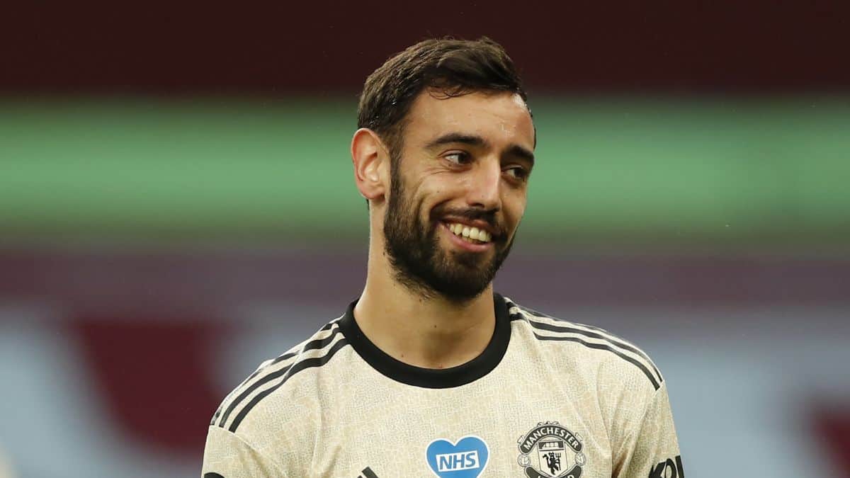 Bruno Fernandes in action for Manchester United