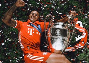 Thiago Alcantara with the UCL trophy