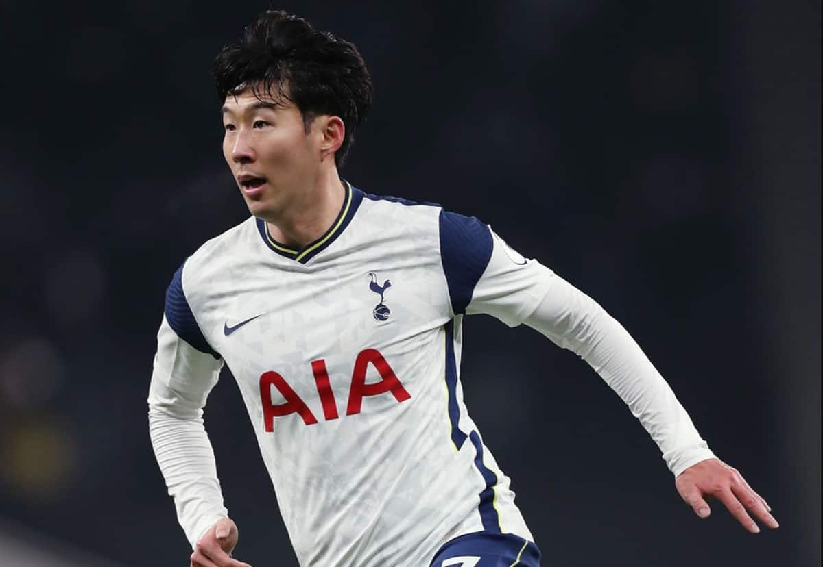 LONDON, ENGLAND - DECEMBER 06: Heung-Min Son of Tottenham Hotspur during the Premier League match between Tottenham Hotspur and Arsenal at Tottenham Hotspur Stadium on December 06, 2020 in London, England. (Photo by Tottenham Hotspur FC/Tottenham Hotspur FC via Getty Images)