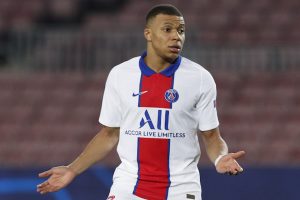 PSG makes admission on Kylian Mbappe's future amid Liverpool links