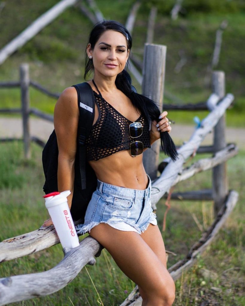 Anita Herbert: Top 10 hottest female fitness models to follow in 2021