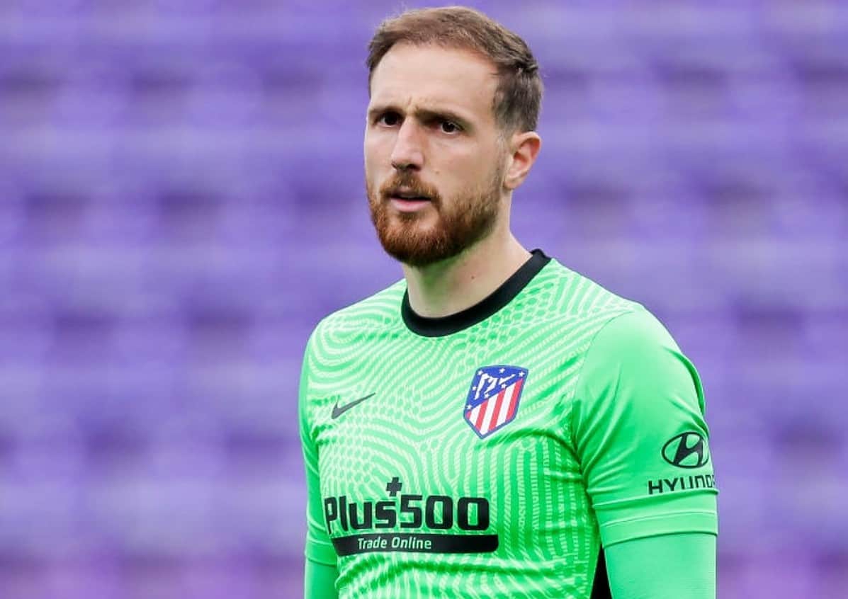 Jan Oblak of Atletico Madrid during the La Liga Santander match between Real Valladolid v Atletico Madrid at the Estadio Nuevo Jose Zorrilla on May 22, 2021 in Valladolid Spain (Photo by David S. Bustamante/Soccrates/Getty Images)