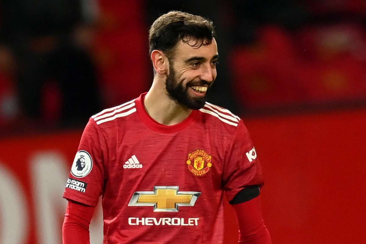 Bruno Fernandes reacts to Raphael Varane to Manchester United rumours