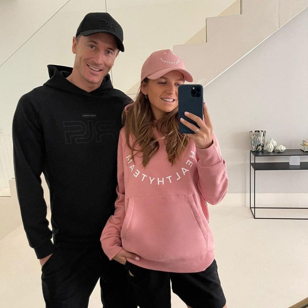 Anna Lewandowska with Robert Lewandowski: Top 10 highest-paid fitness models in 2021