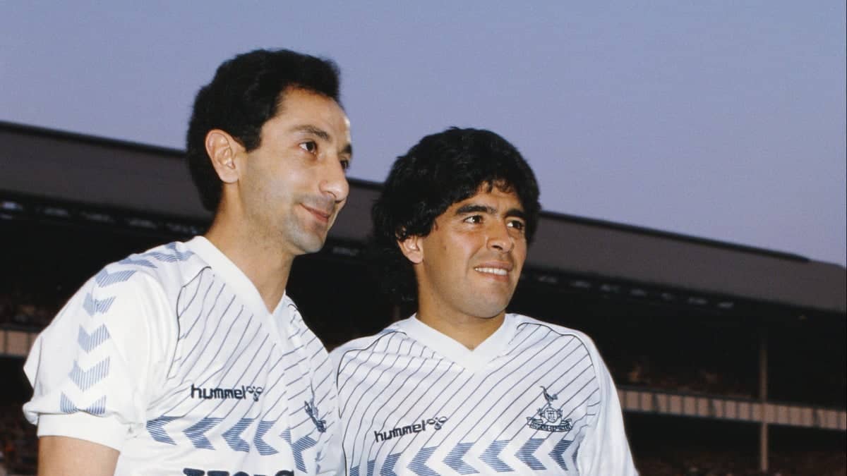 Диего Марадона и Освальдо Ардилес (Фото - Getty Images)