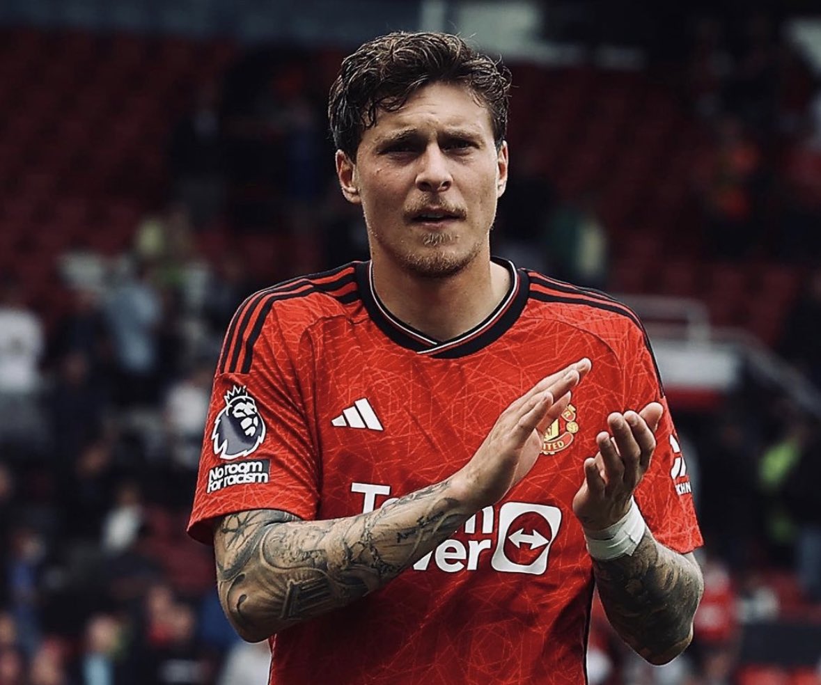 Victor Lindelof reveals how close he came to leaving Manchester United this summer