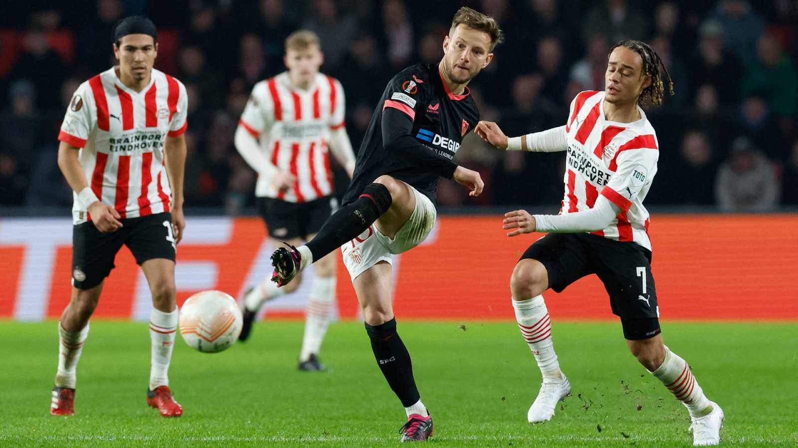 PSV vs Sevilla prediction, preview, lineups and more | UEFA Champions League